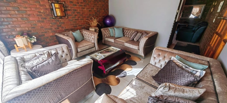 3 Bedroom Property for Sale in Dassie Rand North West